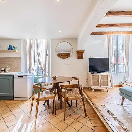 Charming Heart Of Suquet Neighborhood Cannes